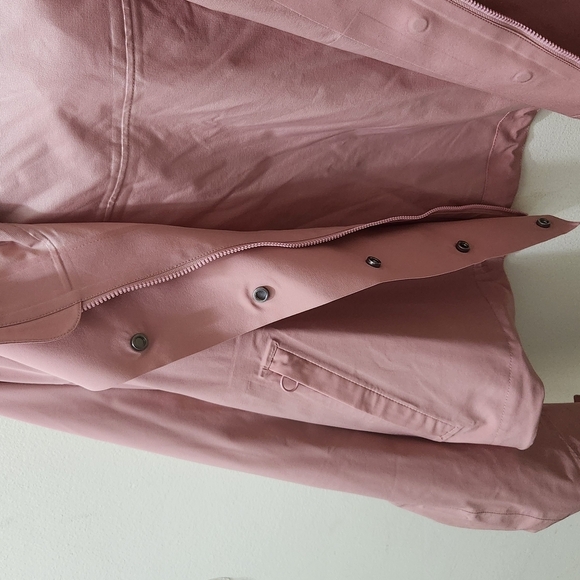 New Fabletics Erika Cropped Lightweight Hooded Jacket, Sz XL, NWT - Picture 8 of 12